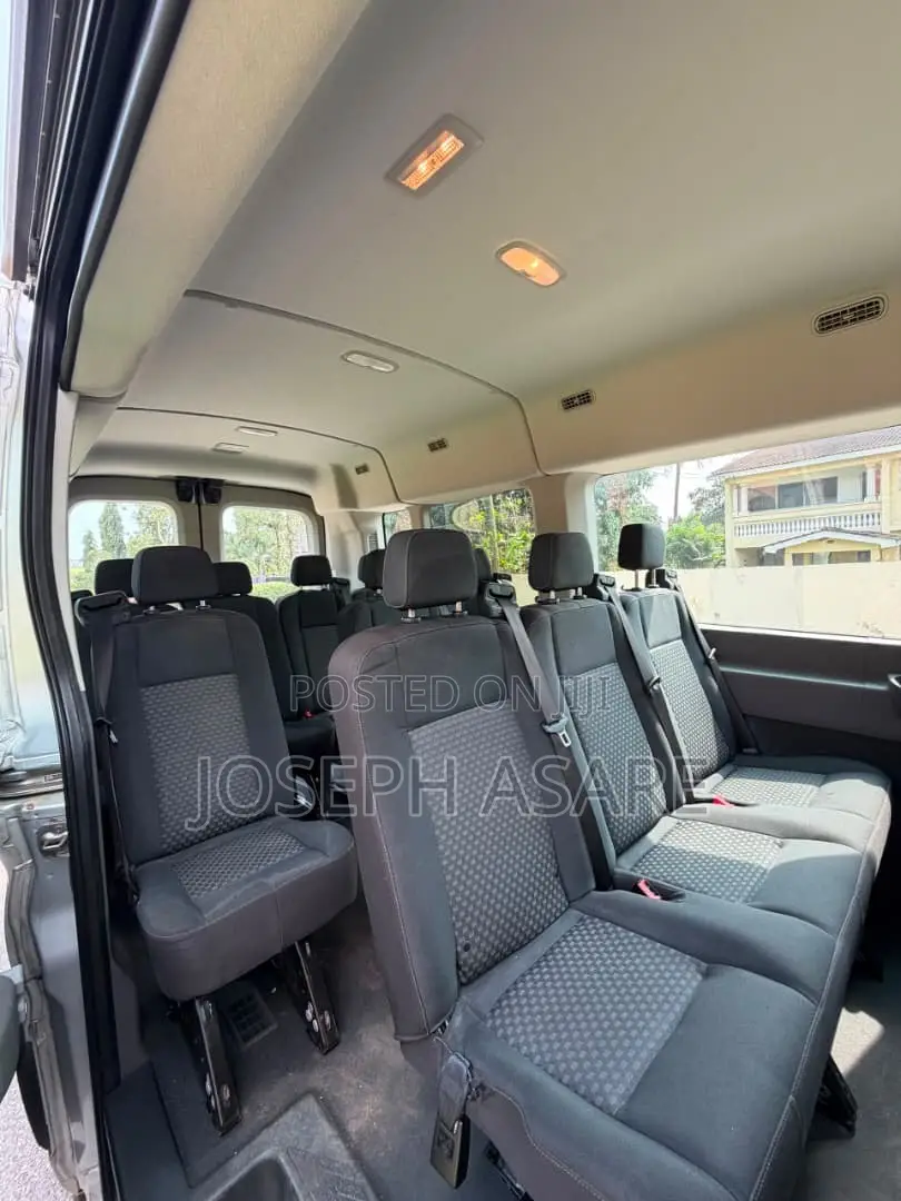 Ford Transit-350 2020