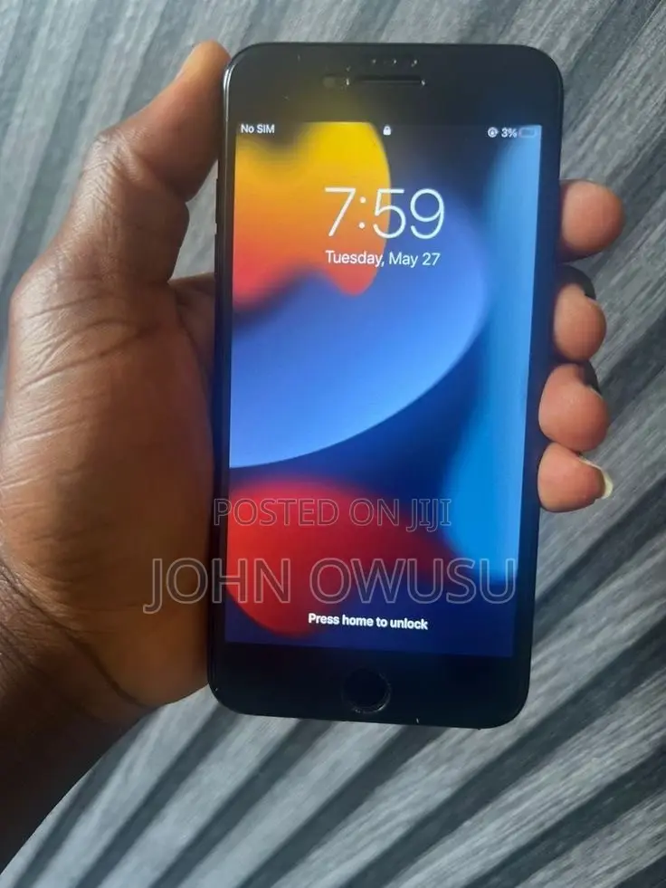 Apple iPhone 7 32 GB Black