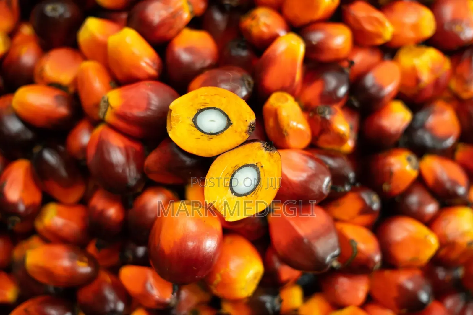 Ghanaian Crude Palm Oil (Dzomi)
For Sale