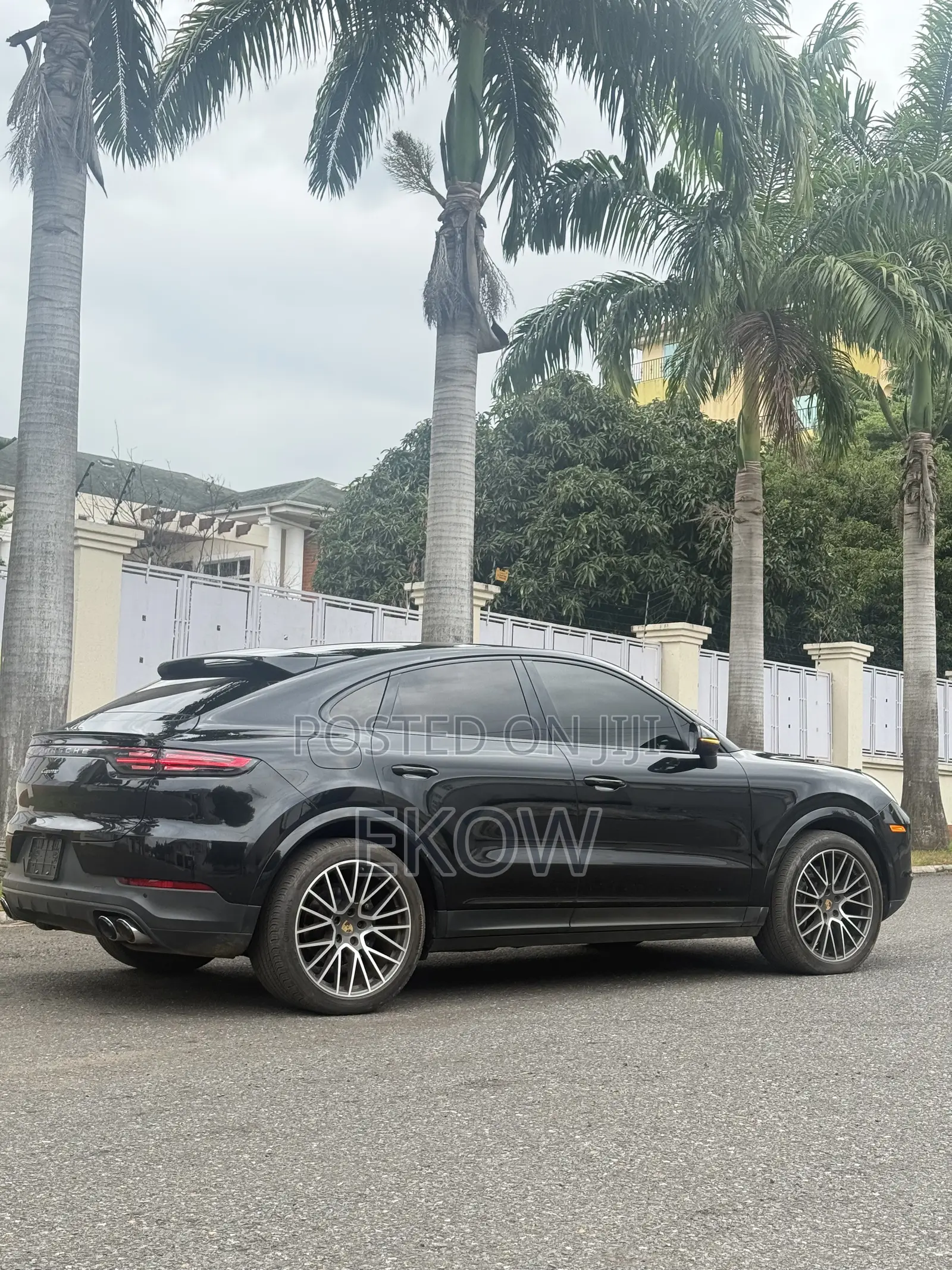 Porsche Cayenne 2023 Black
