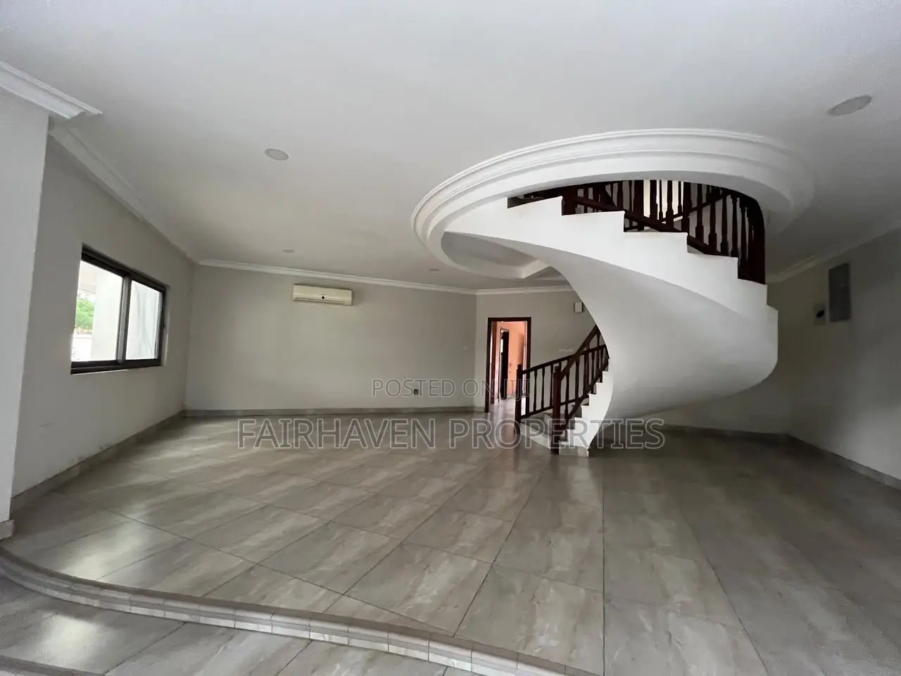 4bdrm Mansion in Airport Hills for rent