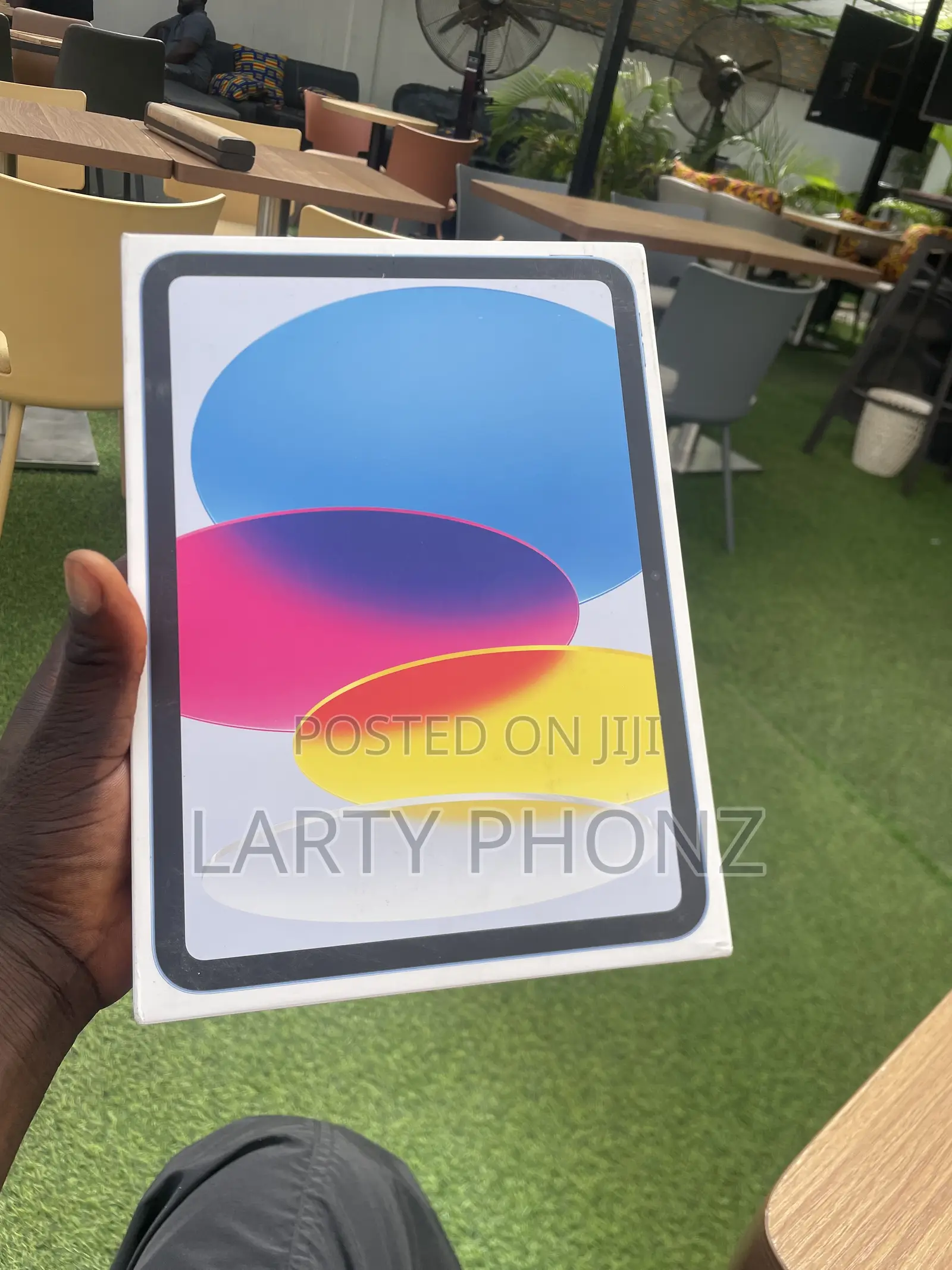 New Apple iPad Air 128 GB Blue