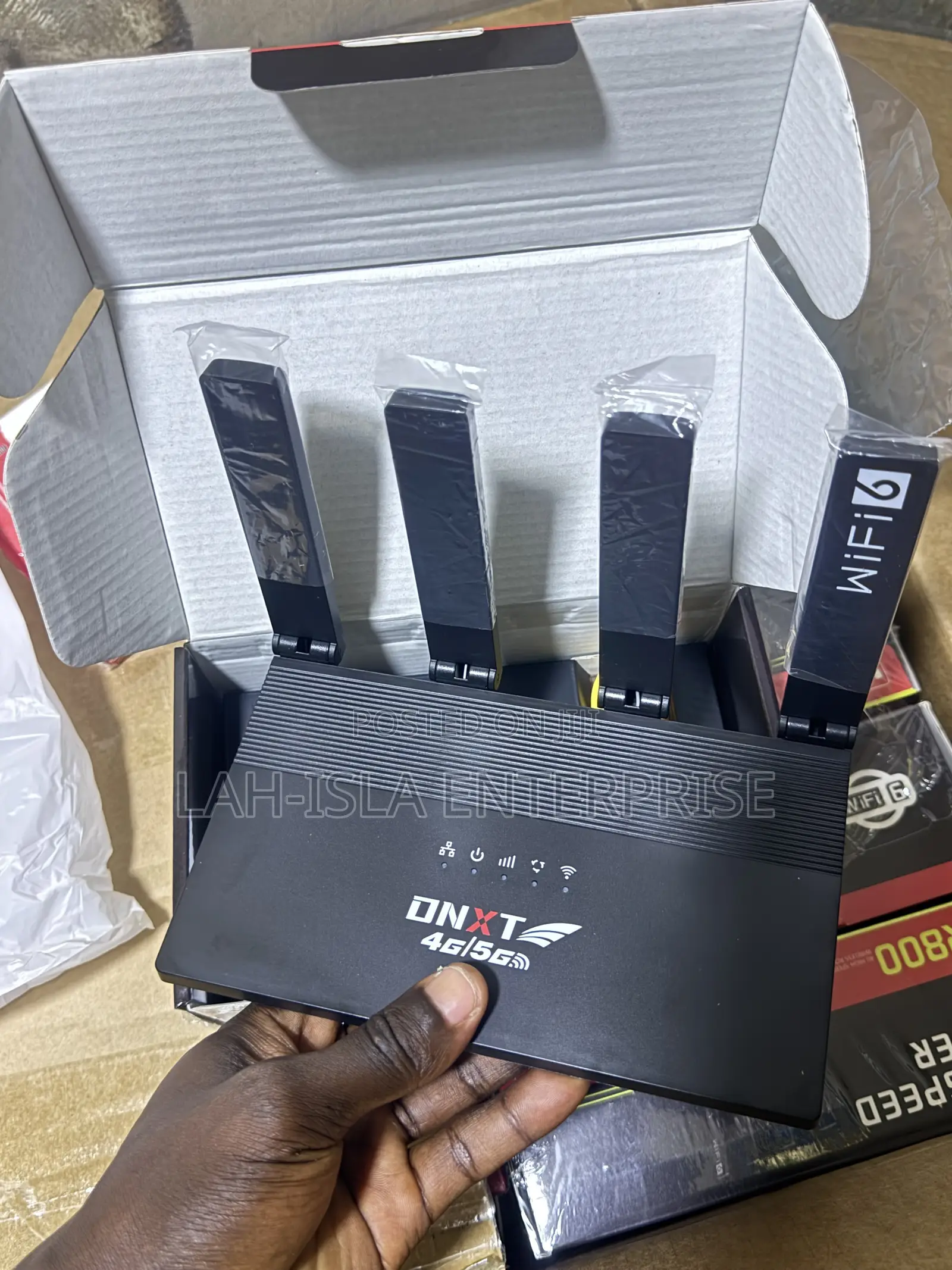 DNXT 4g/5g WiFi 6 Router 5000mAh Battery 300Mbps