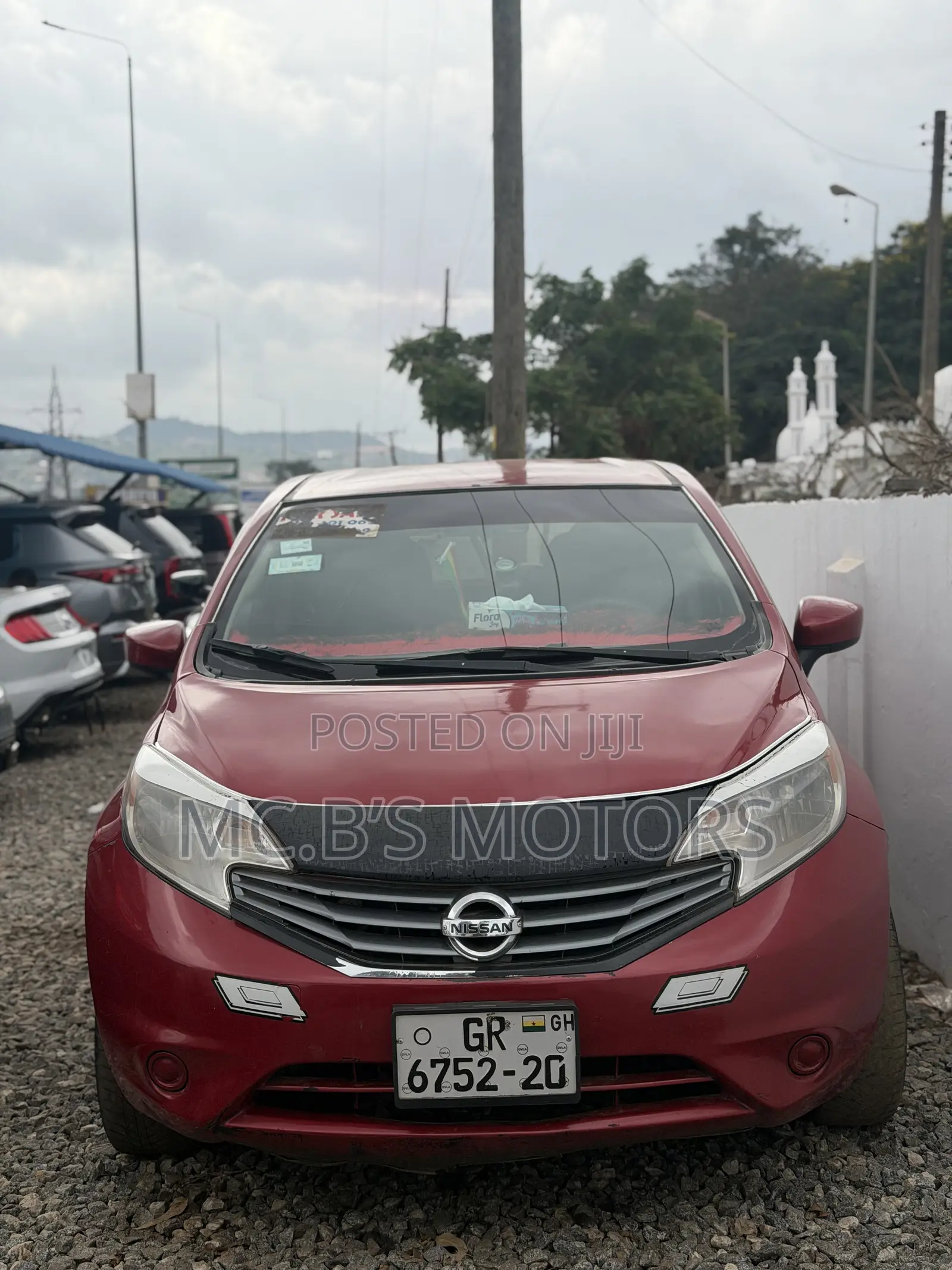 Nissan Versa 2015 Red