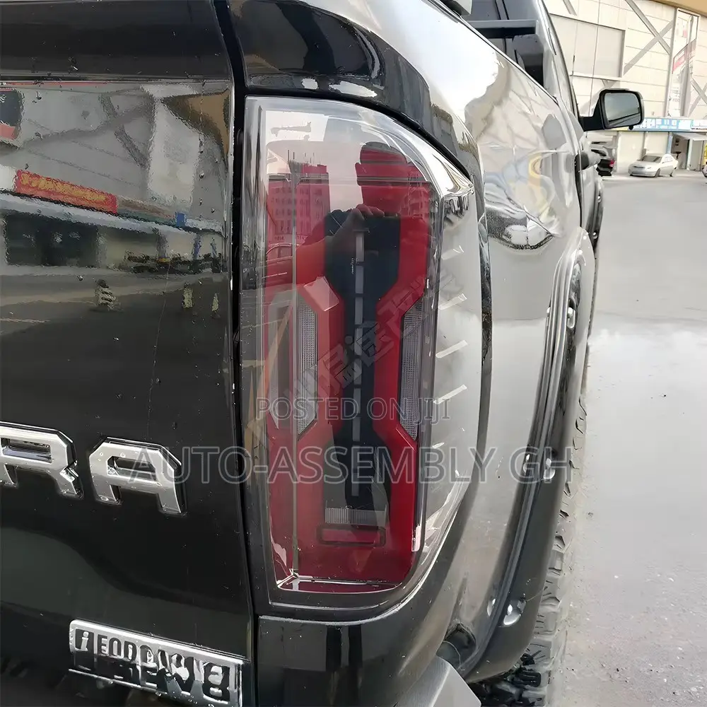 Toyota Tundra Tail Light PAIR 2014,2018,2020,2021