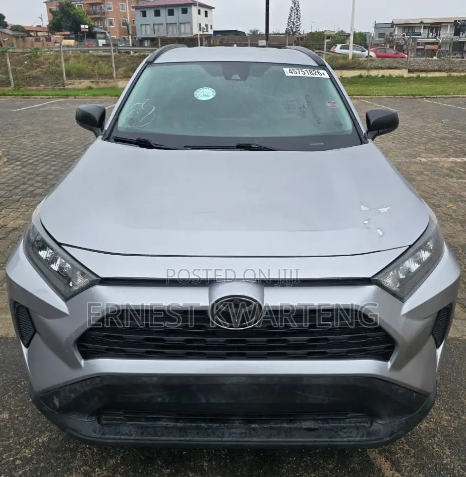 Toyota RAV4 2021 Gray