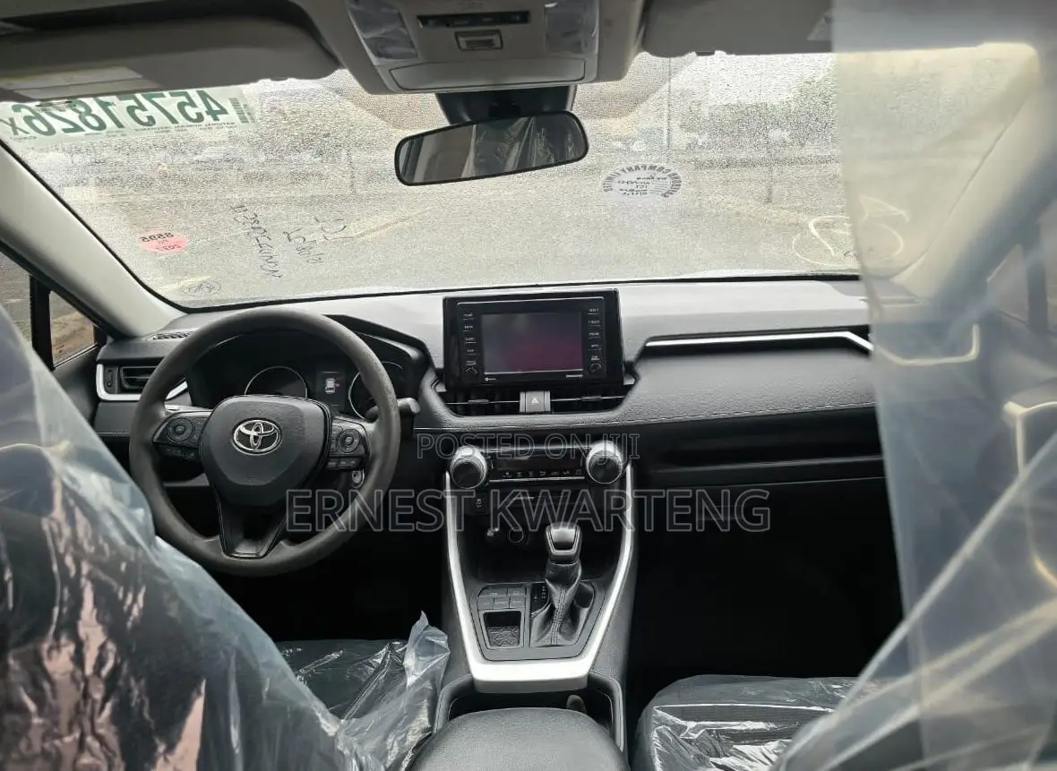 Toyota RAV4 2021 Gray