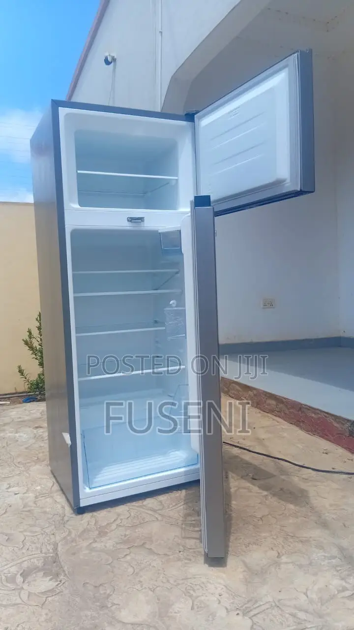 205L Refrigerator With Water Dispenser (Silver)