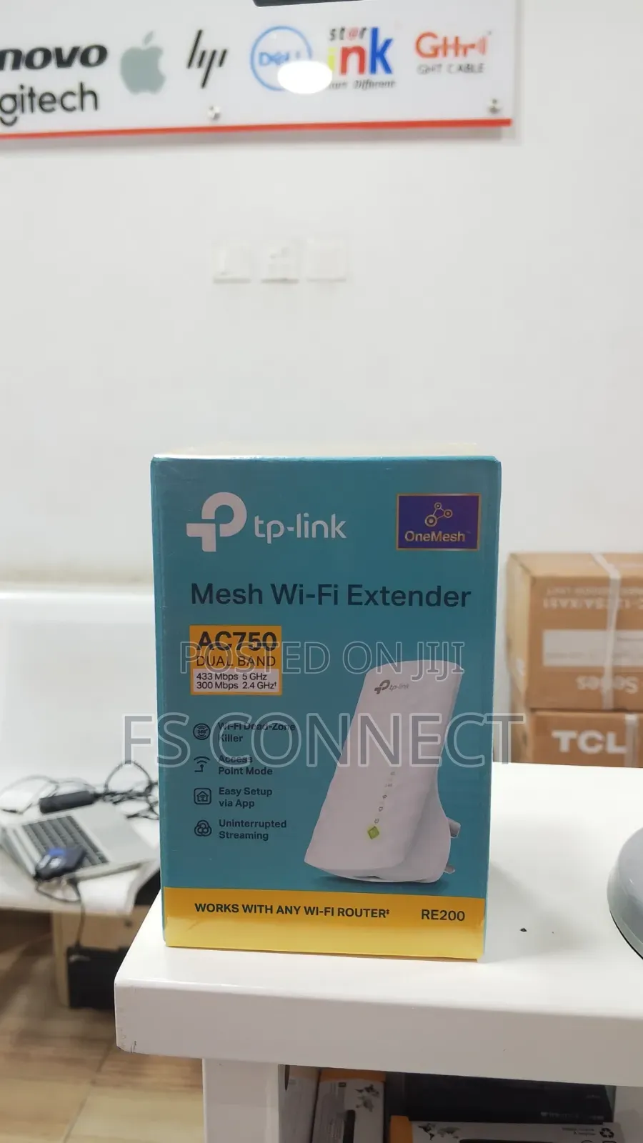 Mesh Wi-Fi Extender RE200