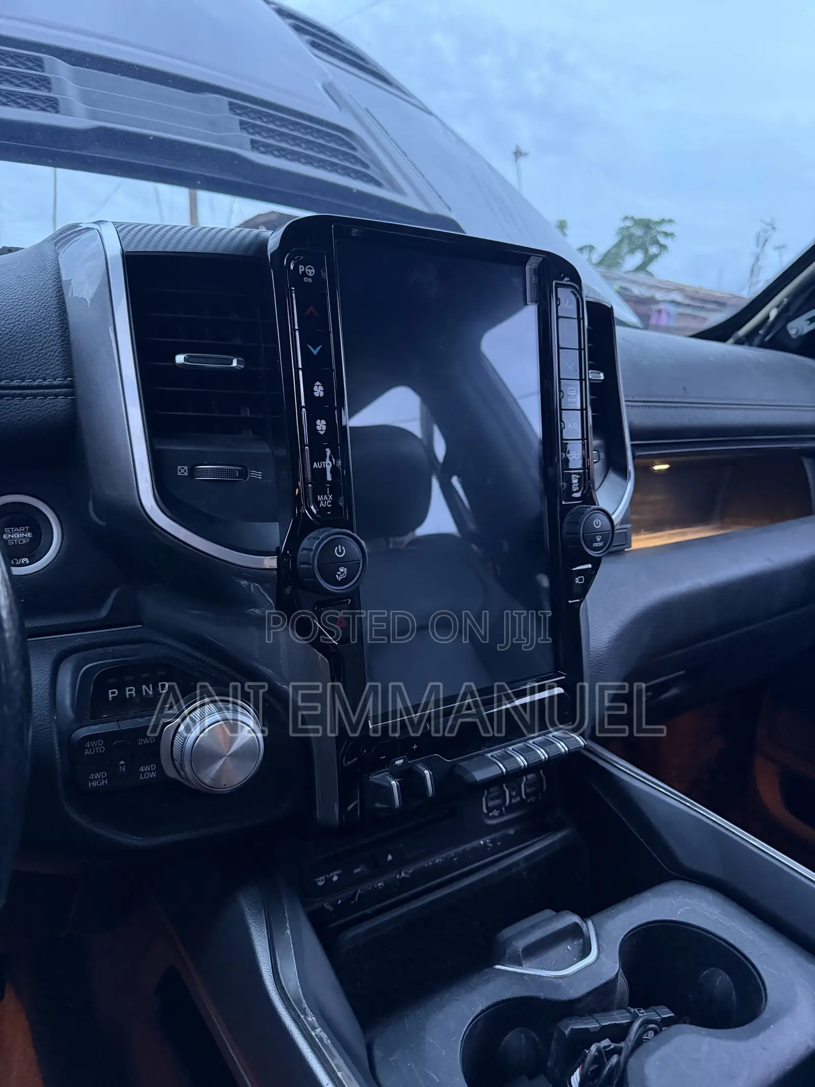 Dodge Ram 2024 Tesla
