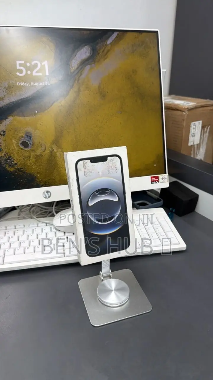 New Apple iPhone 16e 128 GB Black