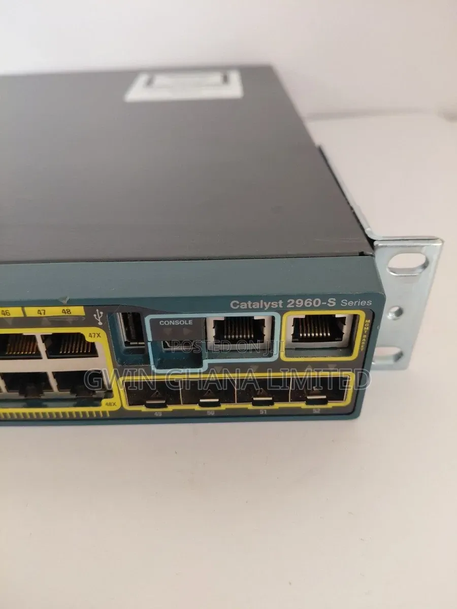 Cisco Catalyst (WS-C2960S-48LPD-L) 48-Ports Gigabit Manged Switch+ SFP
