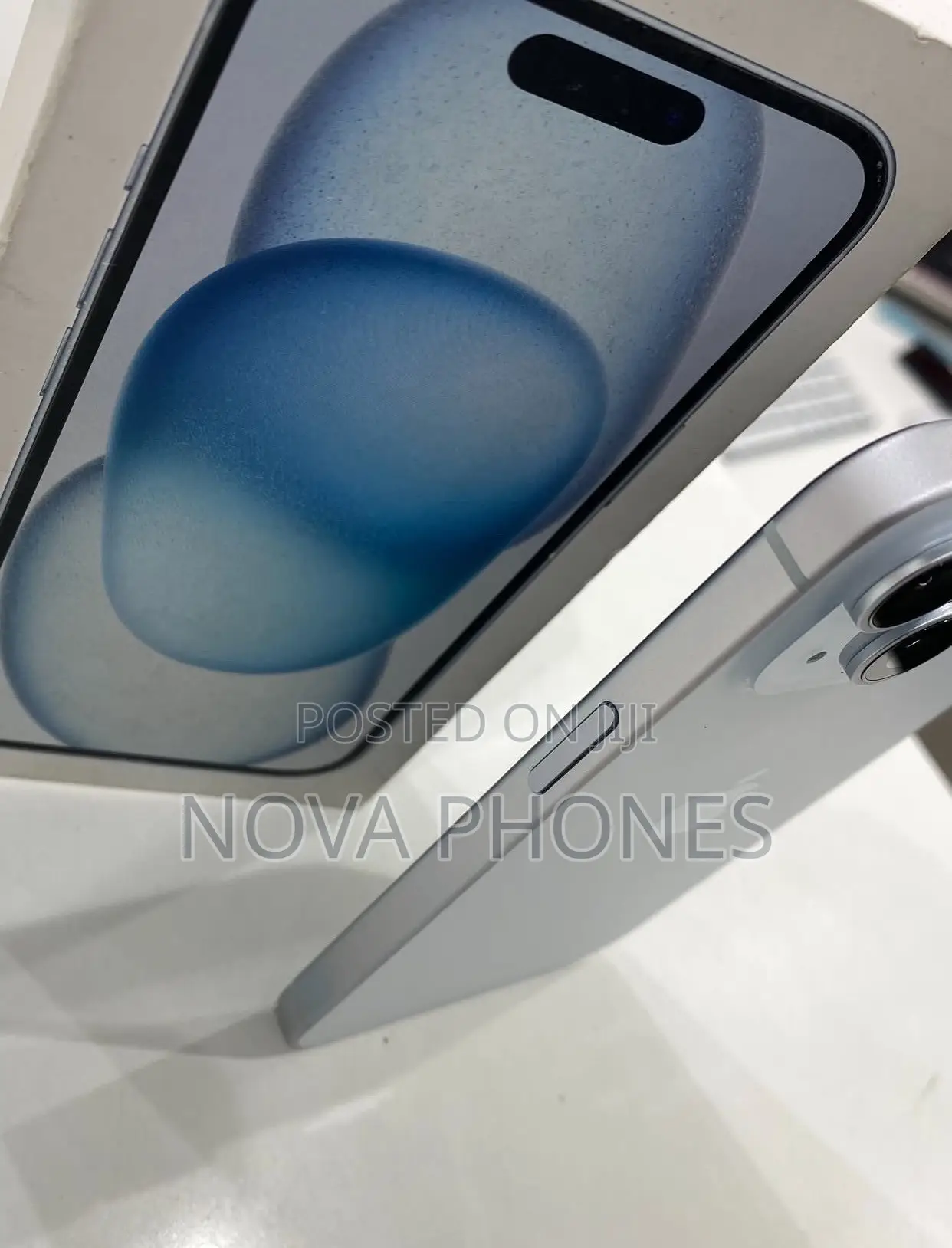 New Apple iPhone 15 128 GB