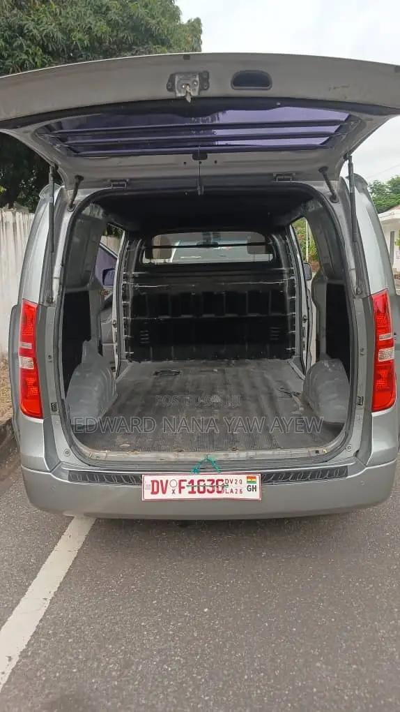 Hyundai Starex 2016 Grey