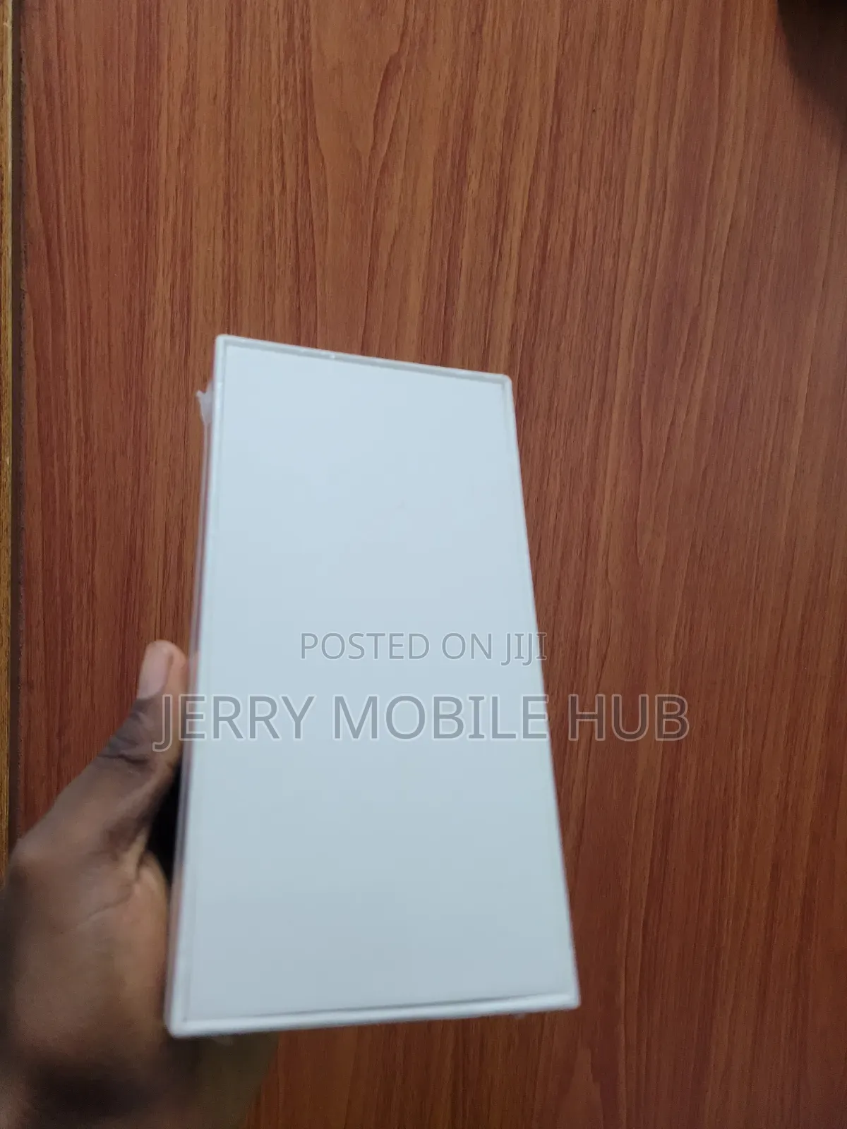 New Samsung Galaxy S20 FE 5G 128 GB Bronze
