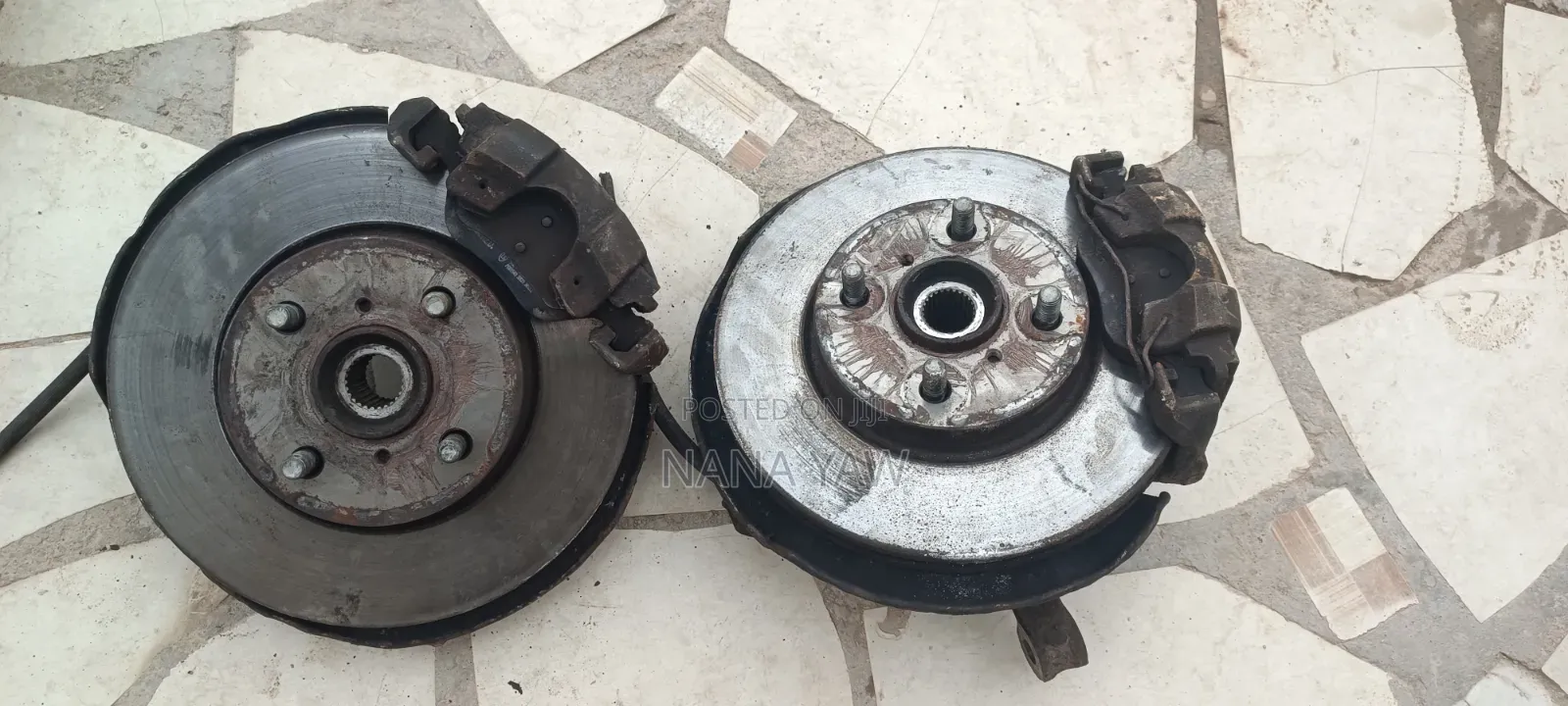 Toyota Vitz Hub