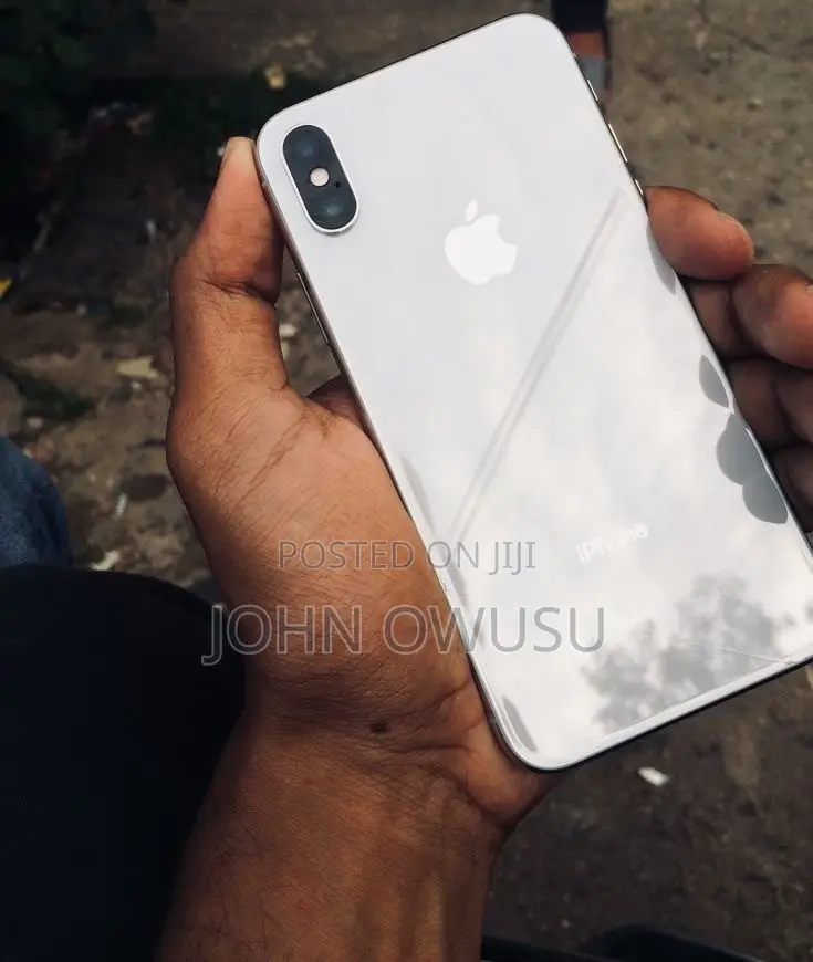 Apple iPhone X 64 GB White