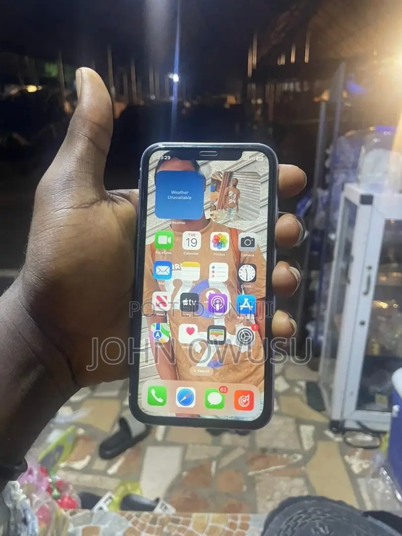 Apple iPhone X 64 GB White