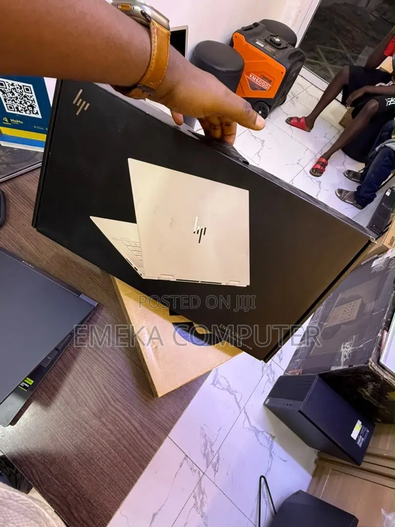 New Laptop HP Envy 13 16GB Intel Core i7 SSD 1T