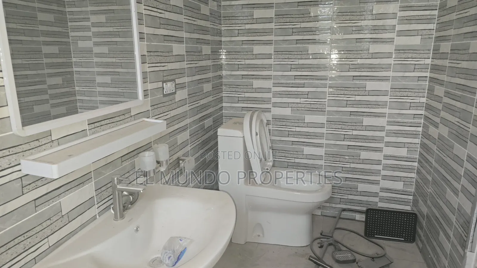 2bdrm Apartment in Pokukrom, Kumasi Metropolitan for rent