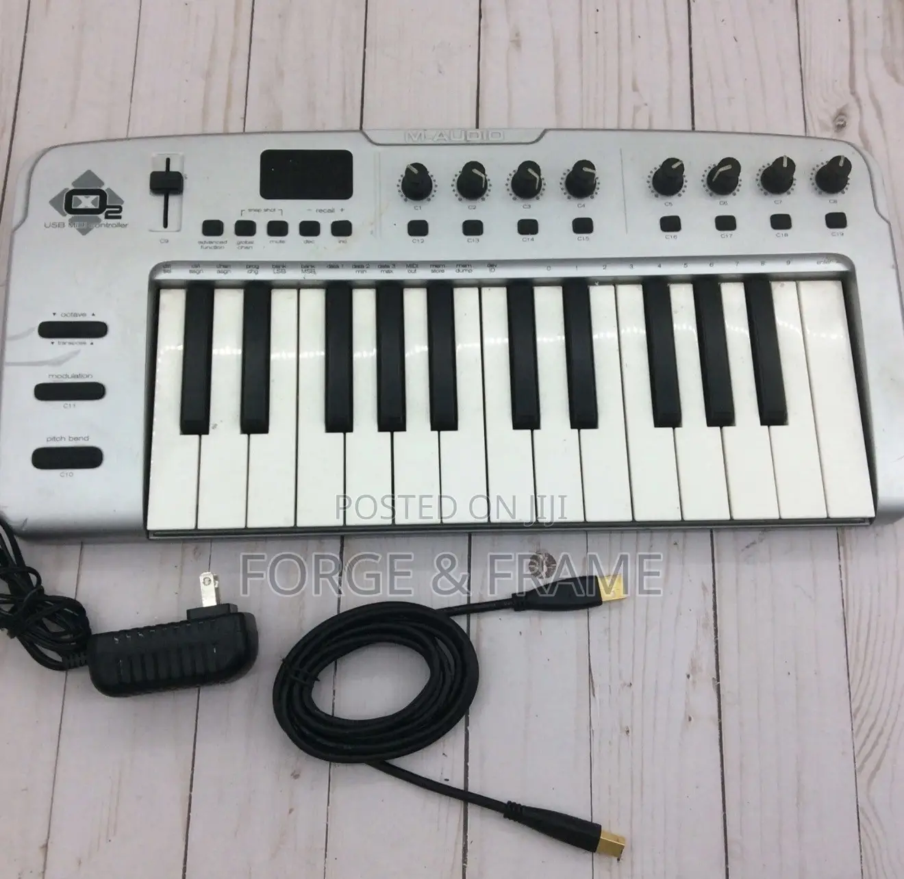 M-Audio O2 25-Key USB MIDI Controller