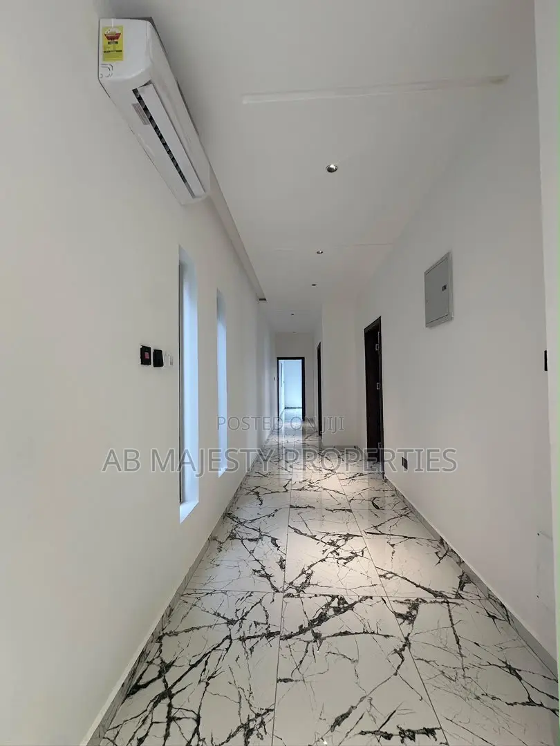4bdrm House in Ab Majesty, Accra Metropolitan for sale