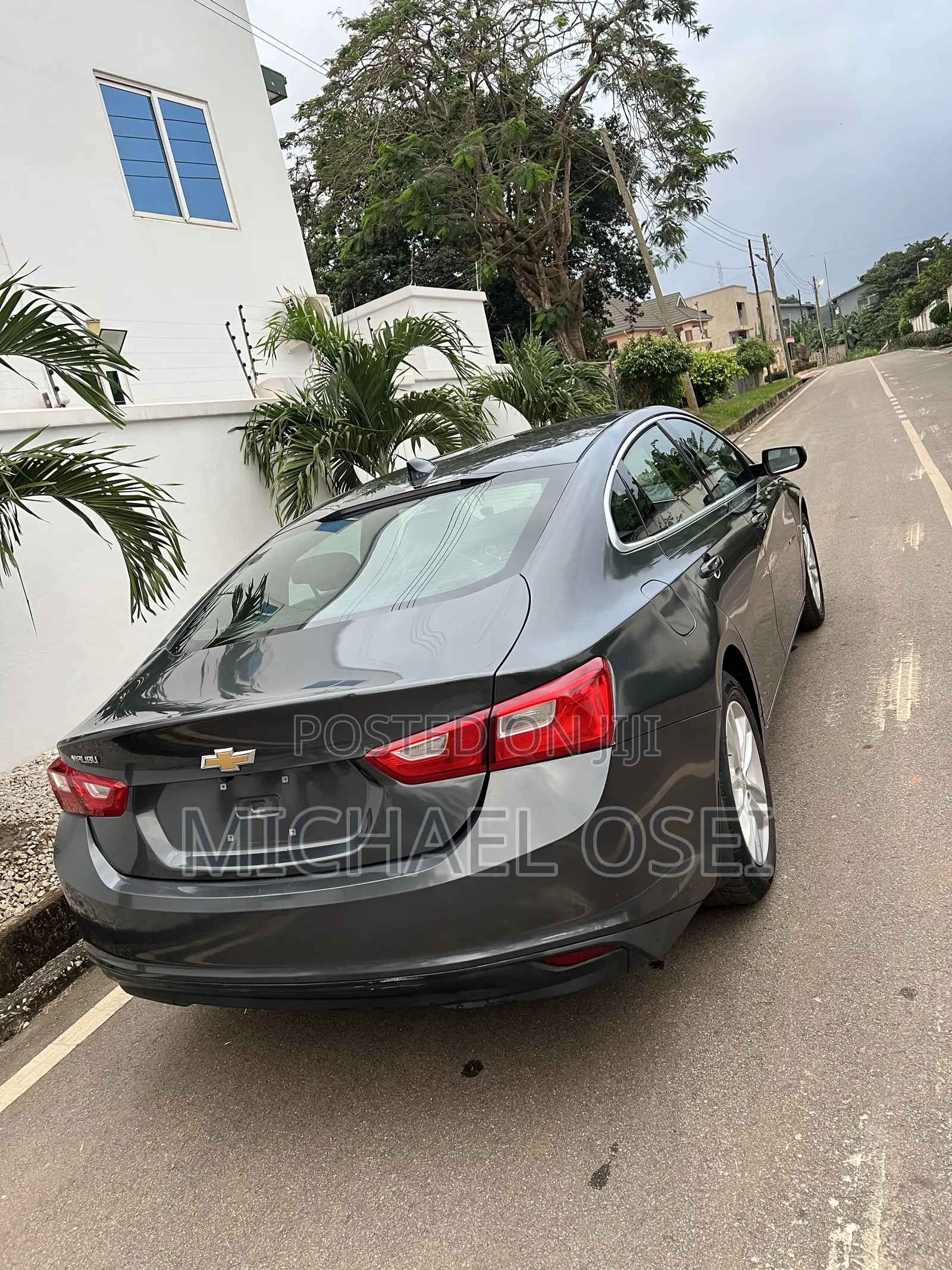Chevrolet Malibu 2018 Gray