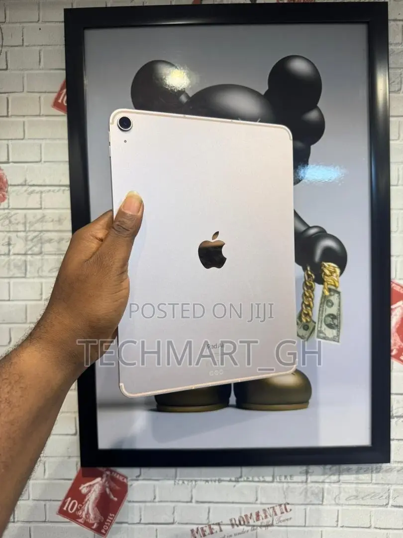 Apple iPad Air (2022) 256 GB Silver