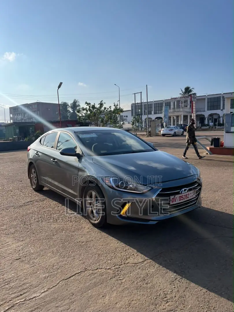 Hyundai Elantra 2018