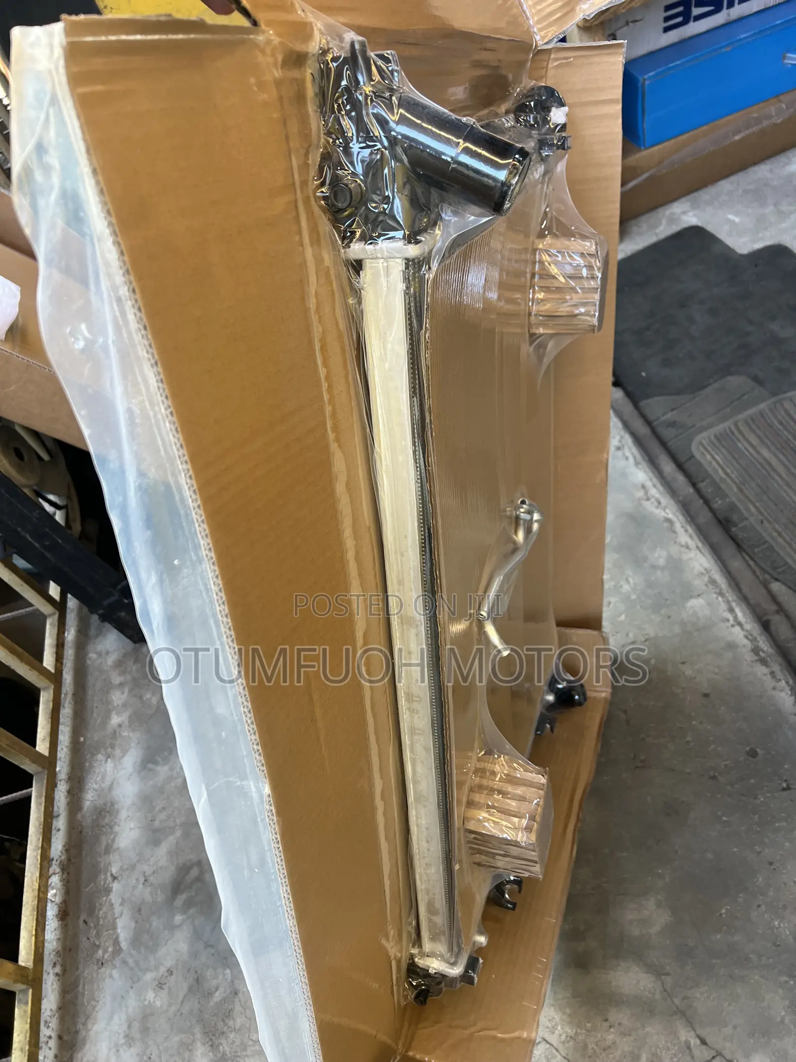 Hyundai Tucson/ Kia Sportage 2017, 2018 2019 Water Tank (Radiator)