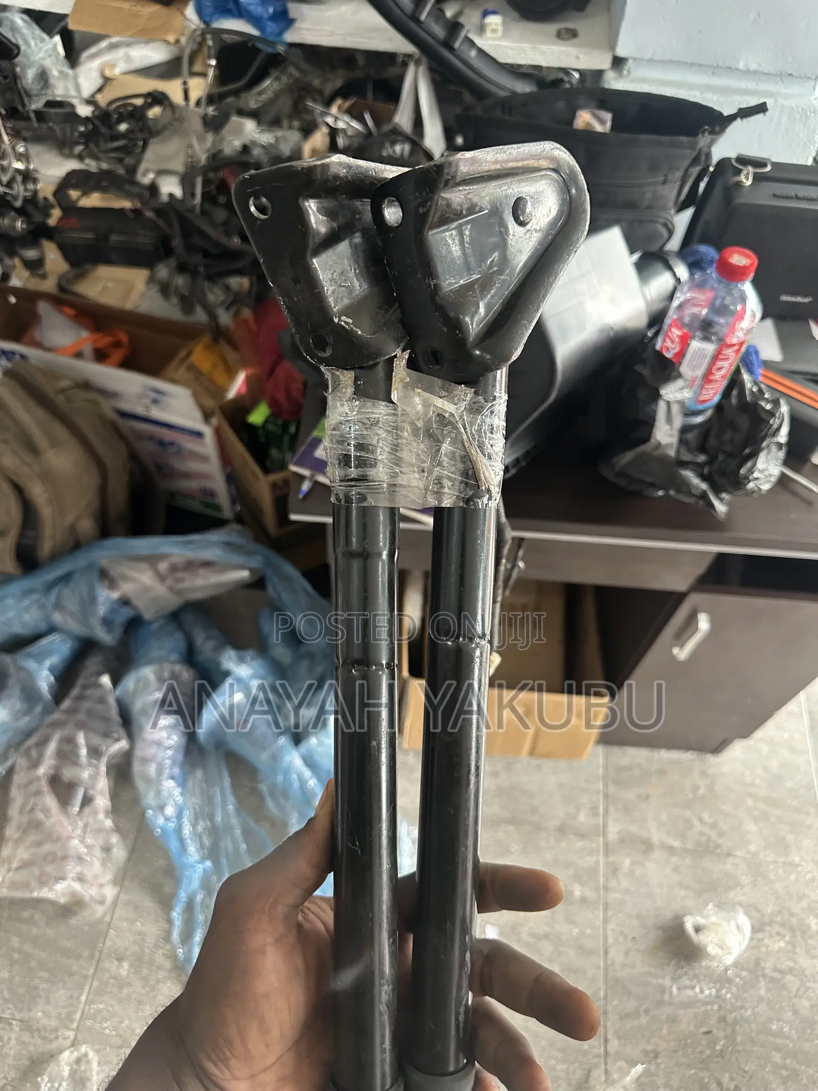 2017-21 Honda CRV Electronics Boot Shocks