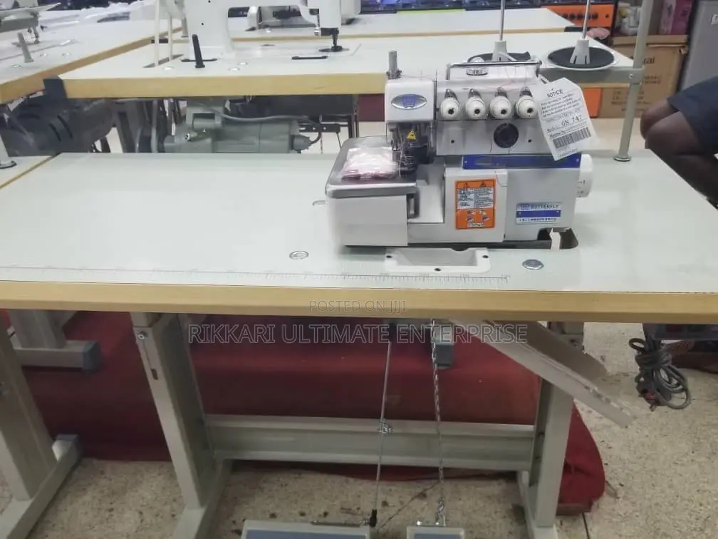 Butterfly Knitting/Overlock Machine