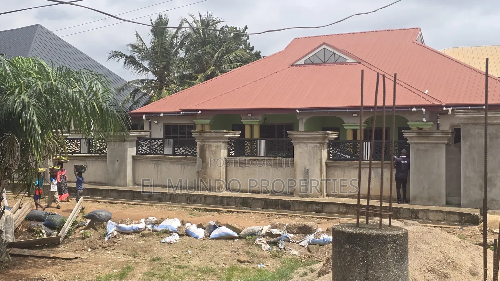 Furnished 6bdrm House in Pokukrom, Kumasi Metropolitan for sale