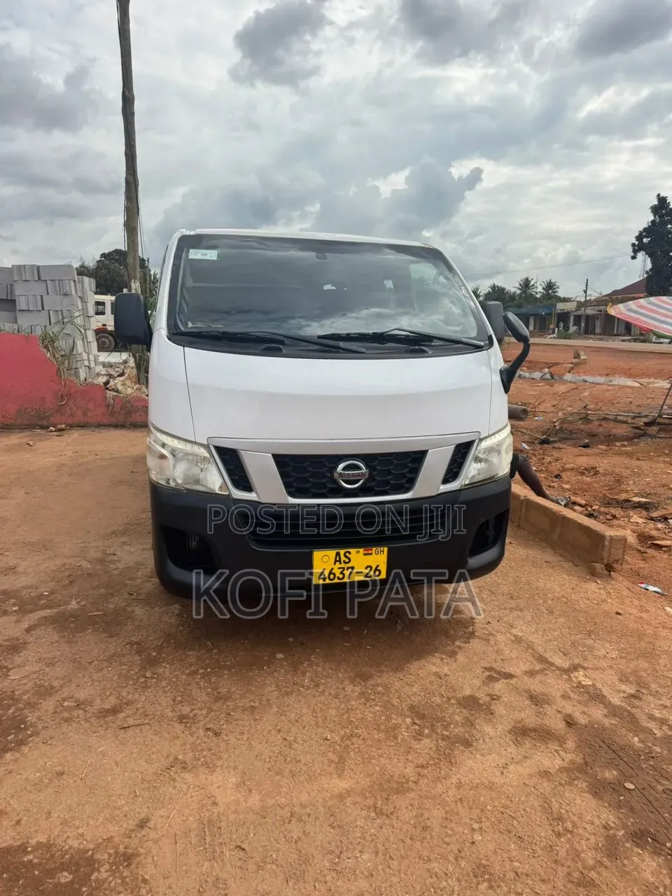 Nissan Caravan (Urvan) 2012 White