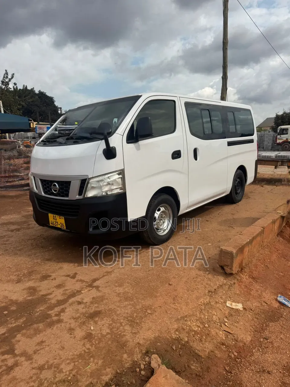 Nissan Caravan (Urvan) 2012 White