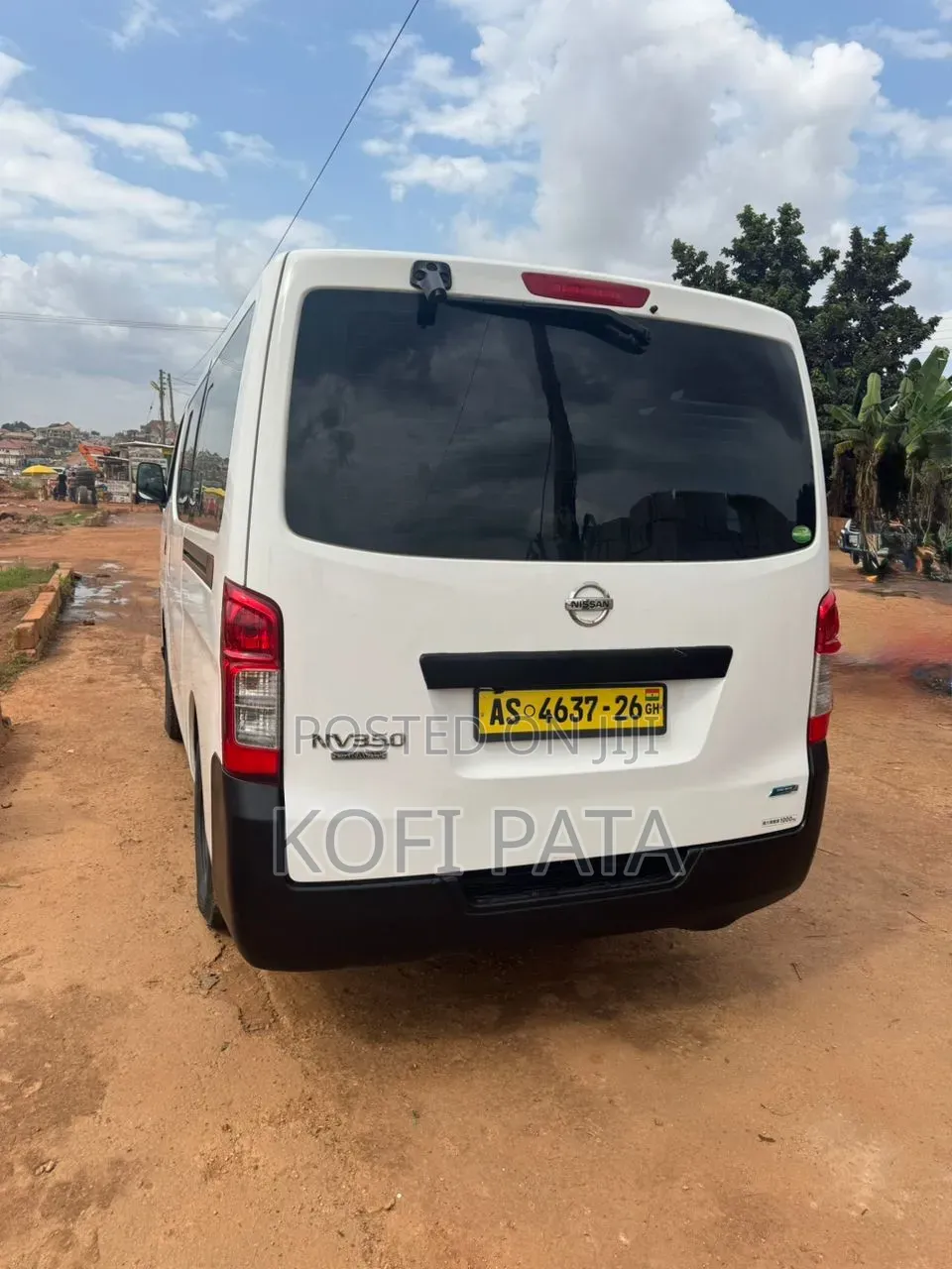 Nissan Caravan (Urvan) 2012 White