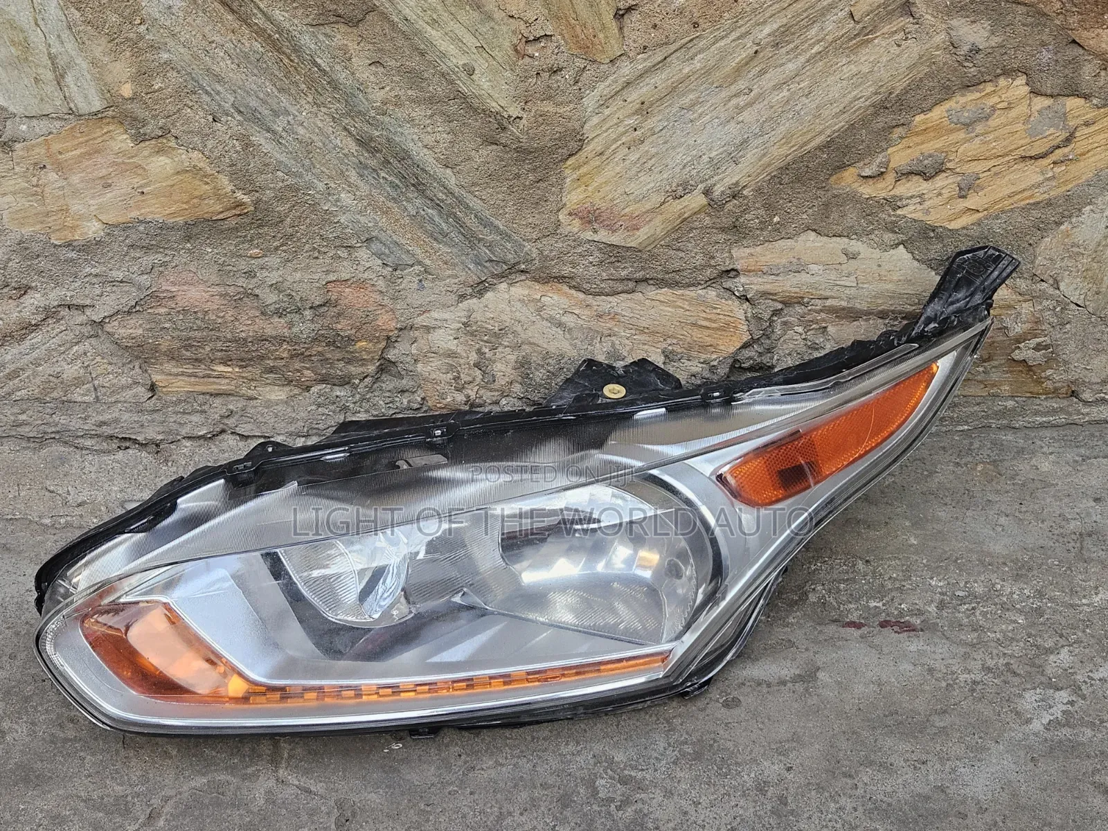 Ford Transit Connect Headlight Driver Side 2014