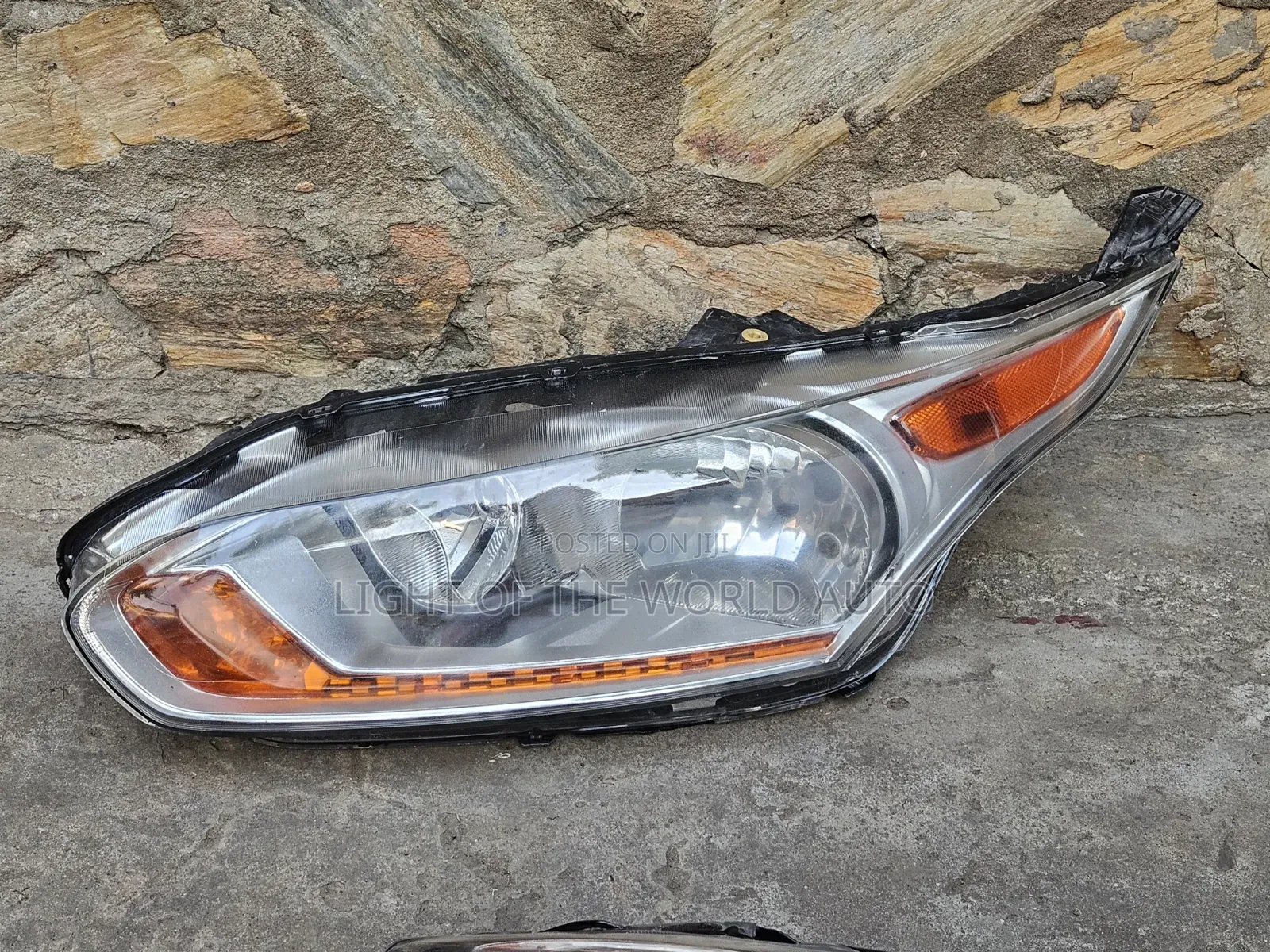 Ford Transit Connect Headlight Driver Side 2014