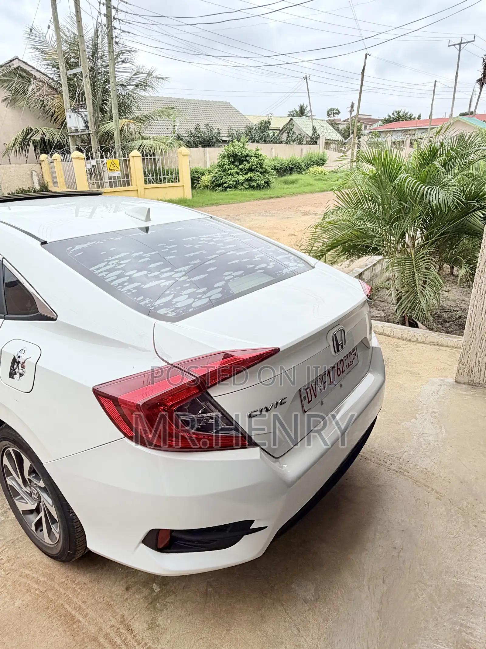 Honda Civic EX Sedan 2018 White