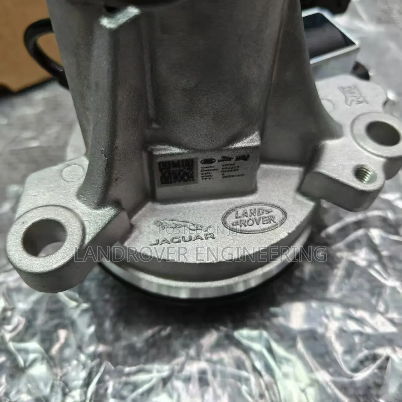 Original Land Rover Range Rover Straight 6 Water Pump