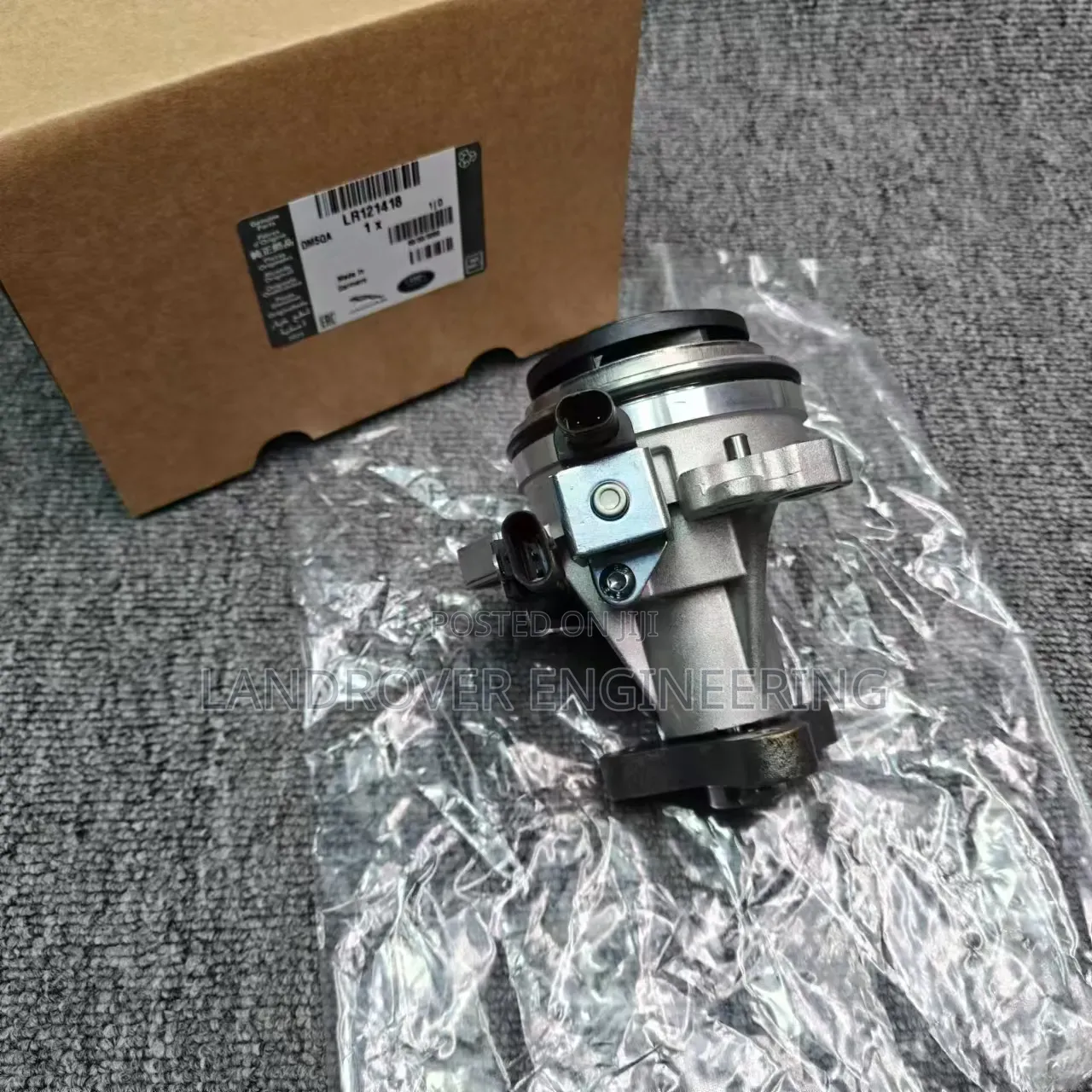 Original Land Rover Range Rover Straight 6 Water Pump
