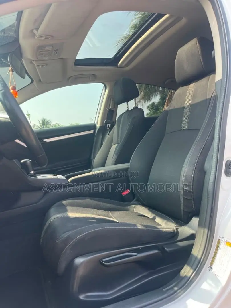 Honda Civic 2018 White