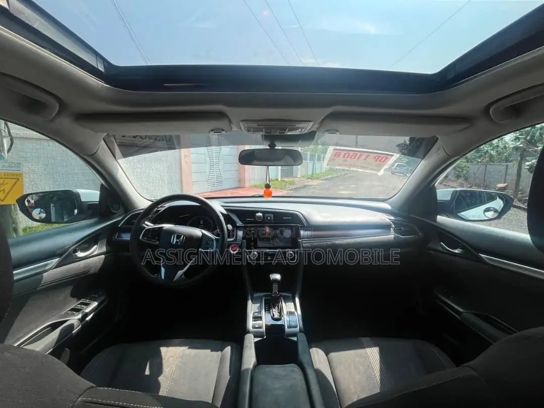 Honda Civic 2018 White