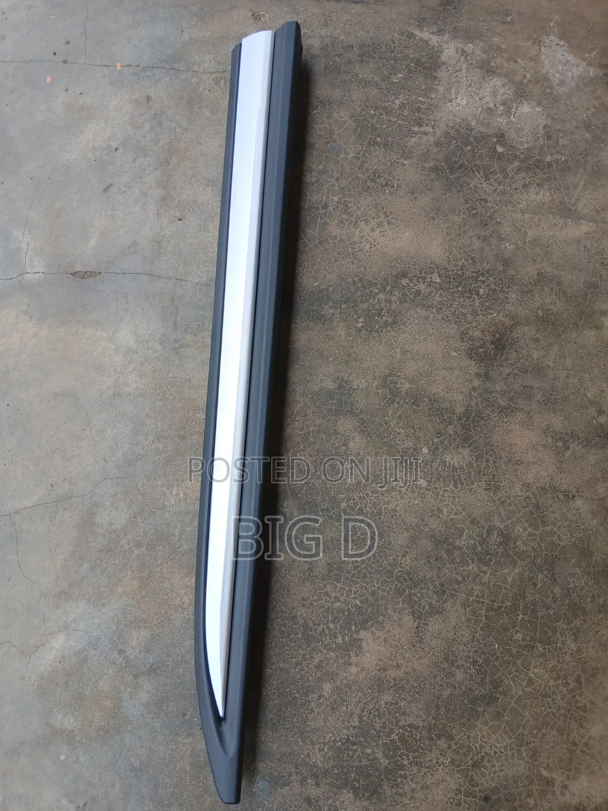 Mitsubishi Outlander 2016,2017,2018,2019,2020 Front Door Moulding