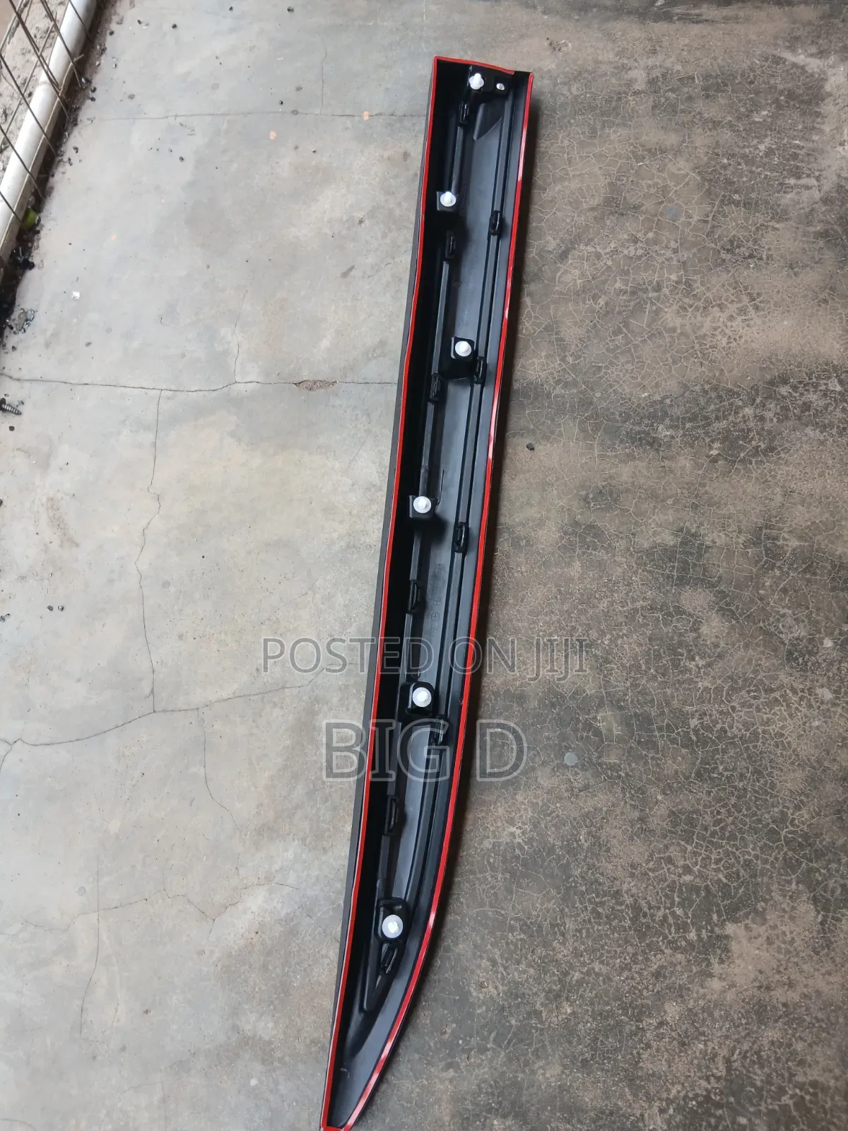 Mitsubishi Outlander 2016,2017,2018,2019,2020 Front Door Moulding