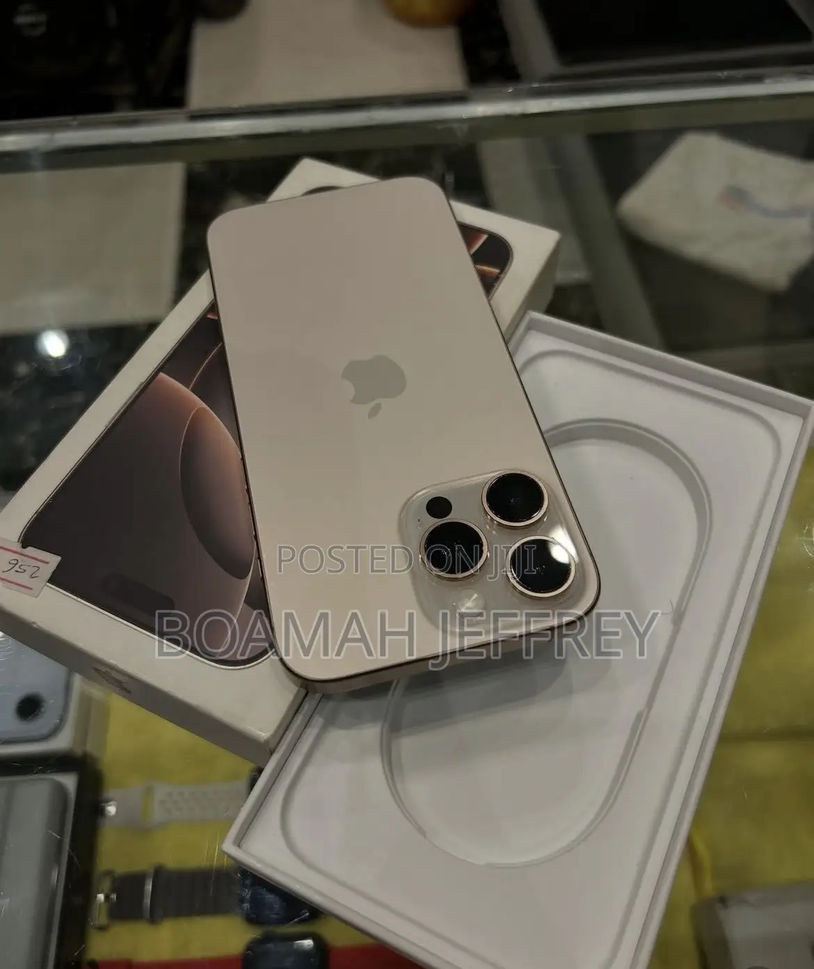 Apple iPhone 16 Pro Max 256 GB Gold