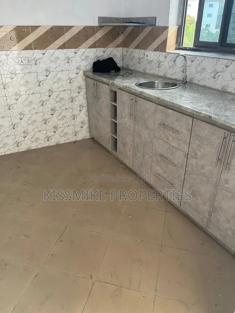 2bdrm Apartment in Kismike, Accra Metropolitan for rent