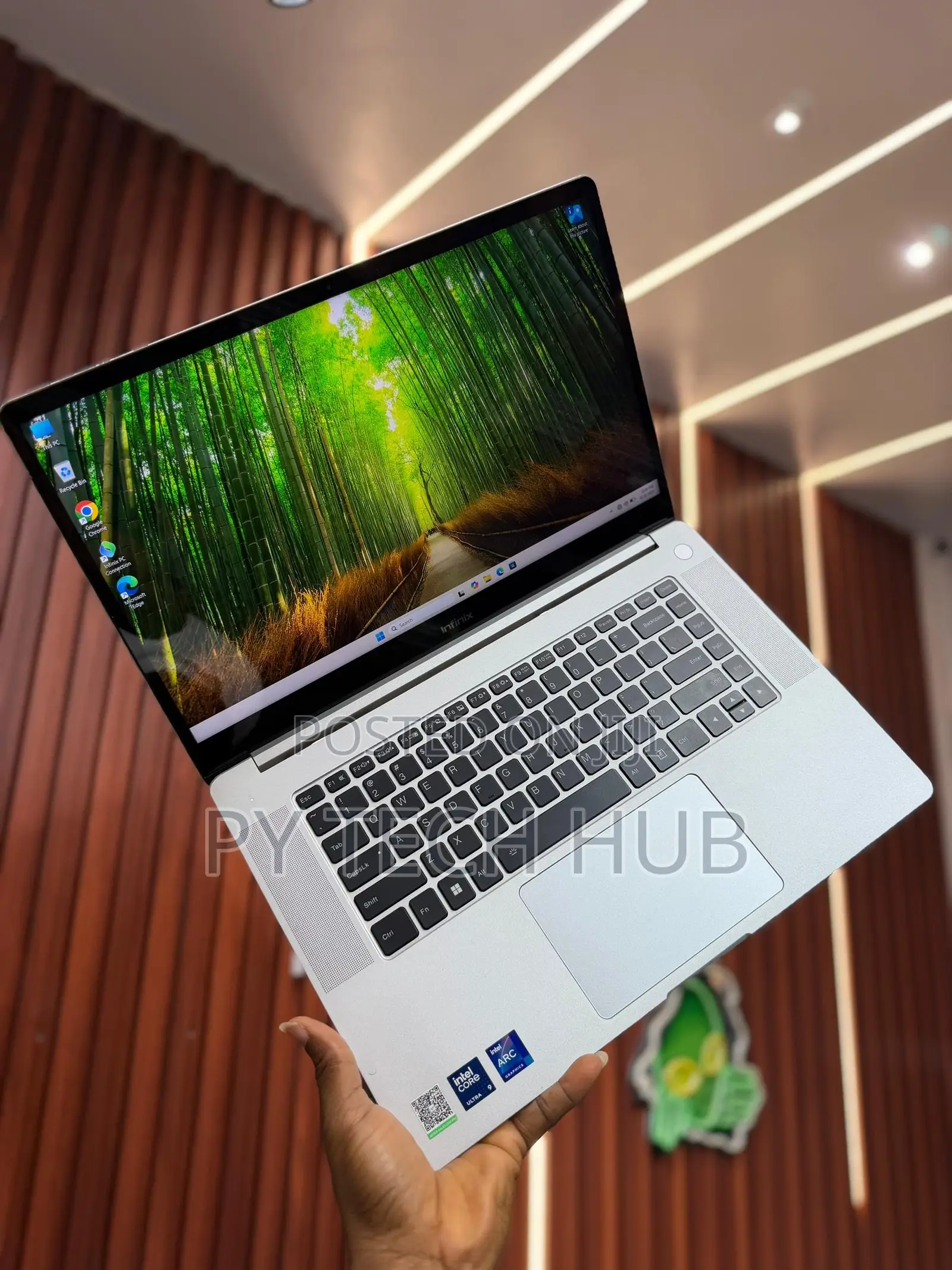Laptop Infinix Zero Book Ultra 32GB Intel Core Ultra 9 SSD 1T