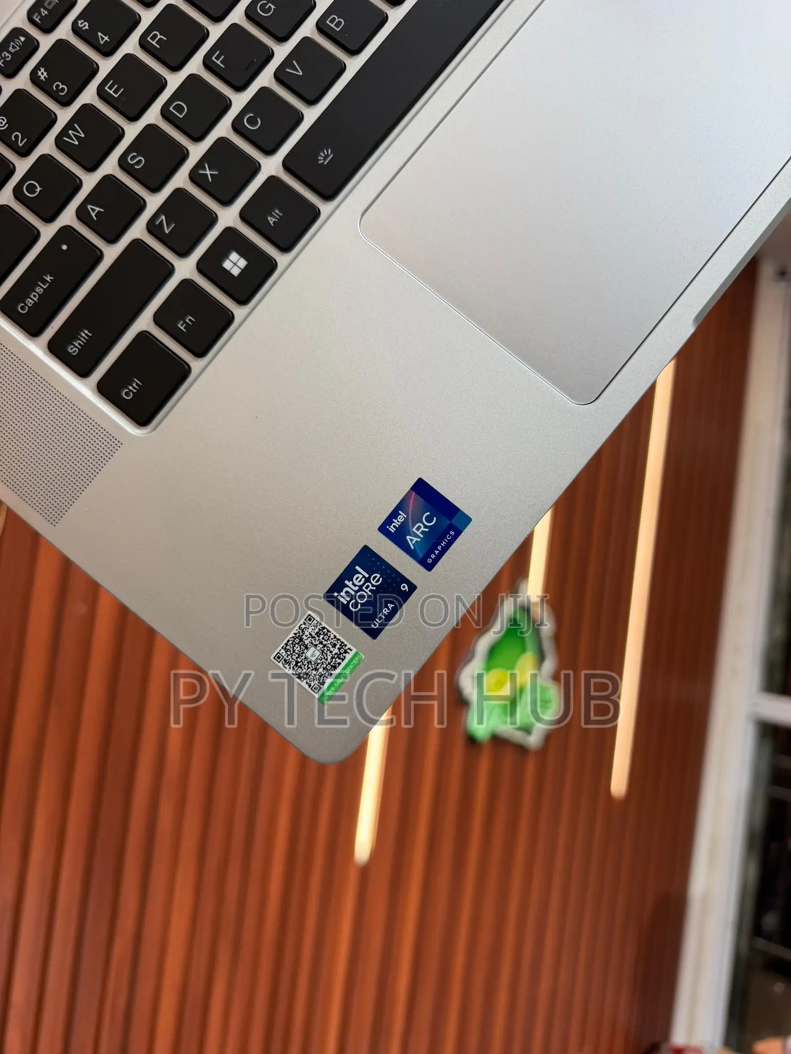 Laptop Infinix Zero Book Ultra 32GB Intel Core Ultra 9 SSD 1T