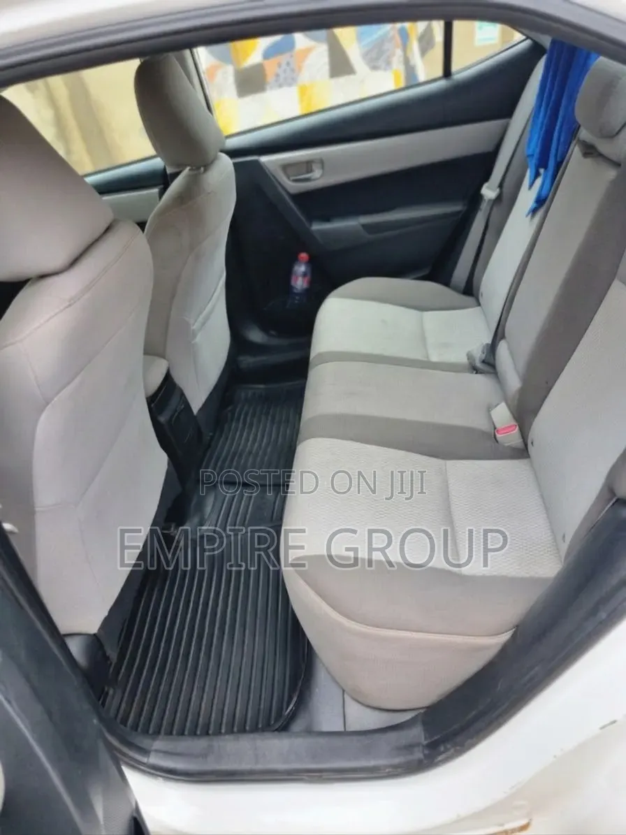 Toyota Corolla 2017 White
